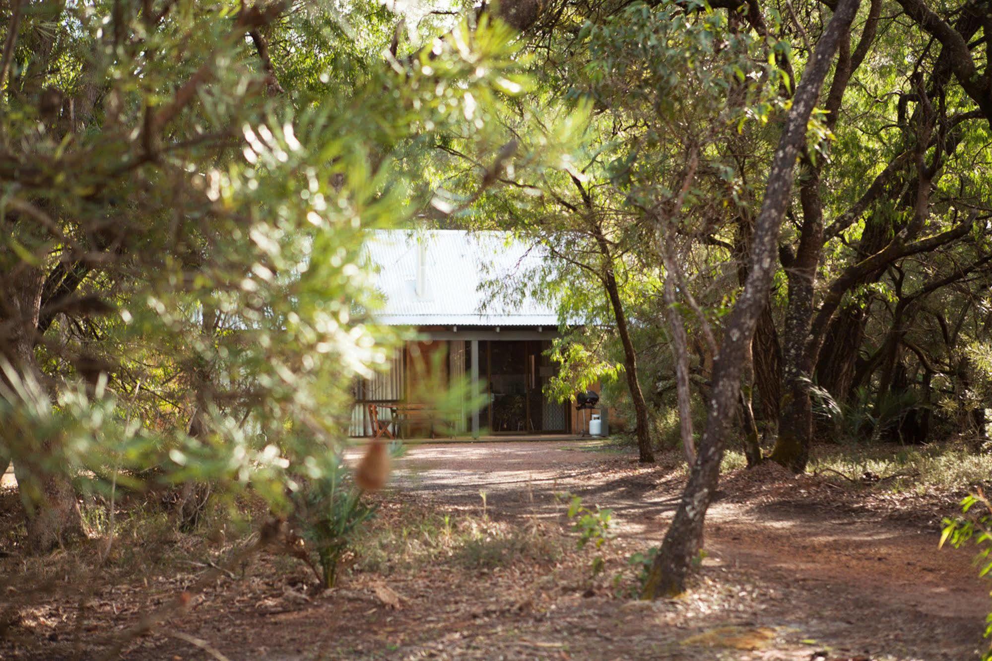 Bussells Bushland Cottages Margaret River Ngoại thất bức ảnh